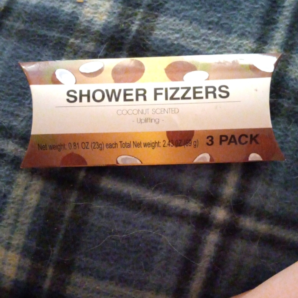 Shower or bath fizzers